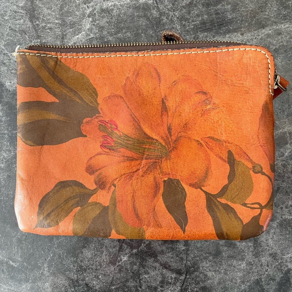 Patricia‎ Nash Leather Clutch